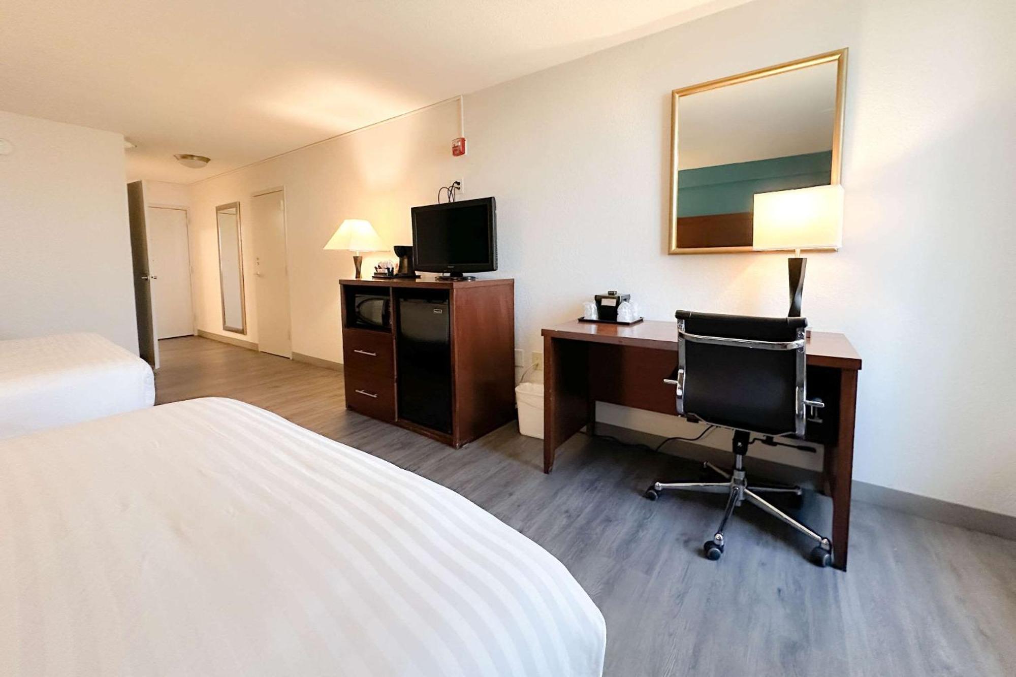 Comfort Inn & Suites Kissimmee By The Parks Four Corners Exterior foto