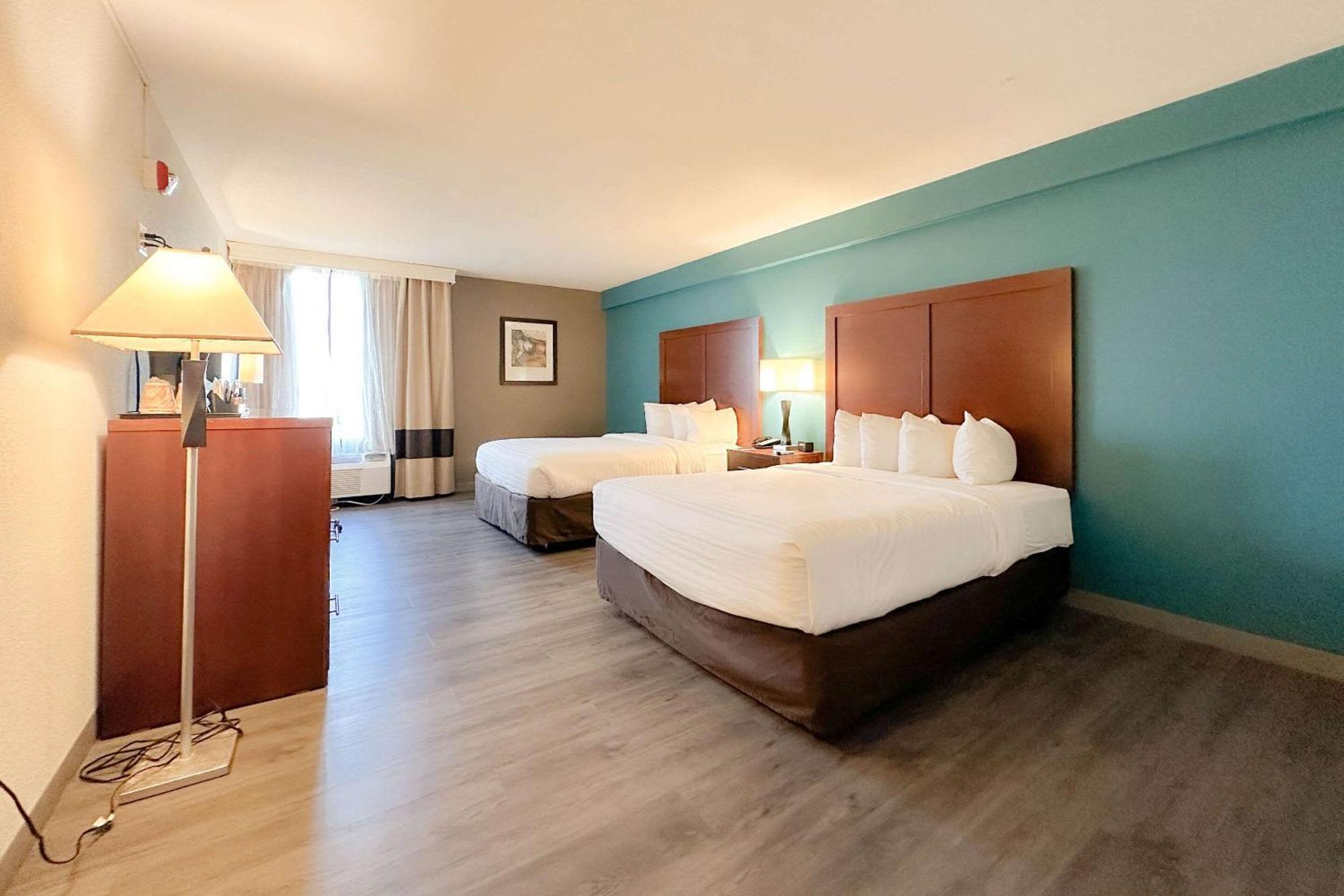 Comfort Inn & Suites Kissimmee By The Parks Four Corners Exterior foto